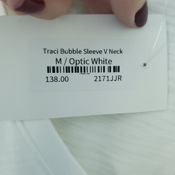 Nation LTD Optic White Traci Bubble Sleeve V-Neck Tee M NWT Bubble Sleeve Flirty - Picture 4 of 13